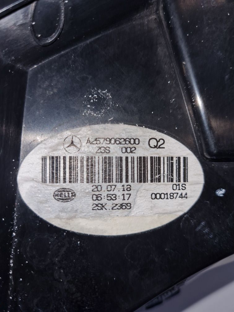 Stop stanga spate Mercedes CLS W257 / cod -A2579062600 / an -2018-2022