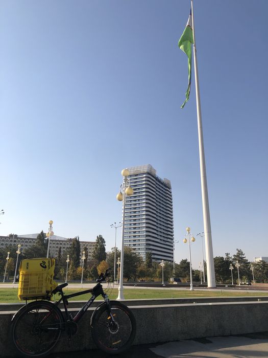 vilosiped srochna sotiladi