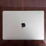 MacBook pro M1 (8 GB / 512GB)