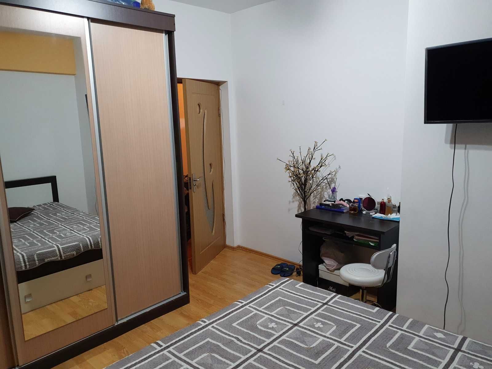 Apartament 2 Camere - Decomandat * Fond Nou * Proprietar