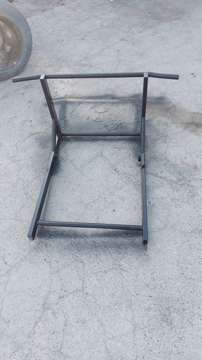 Турник настенный