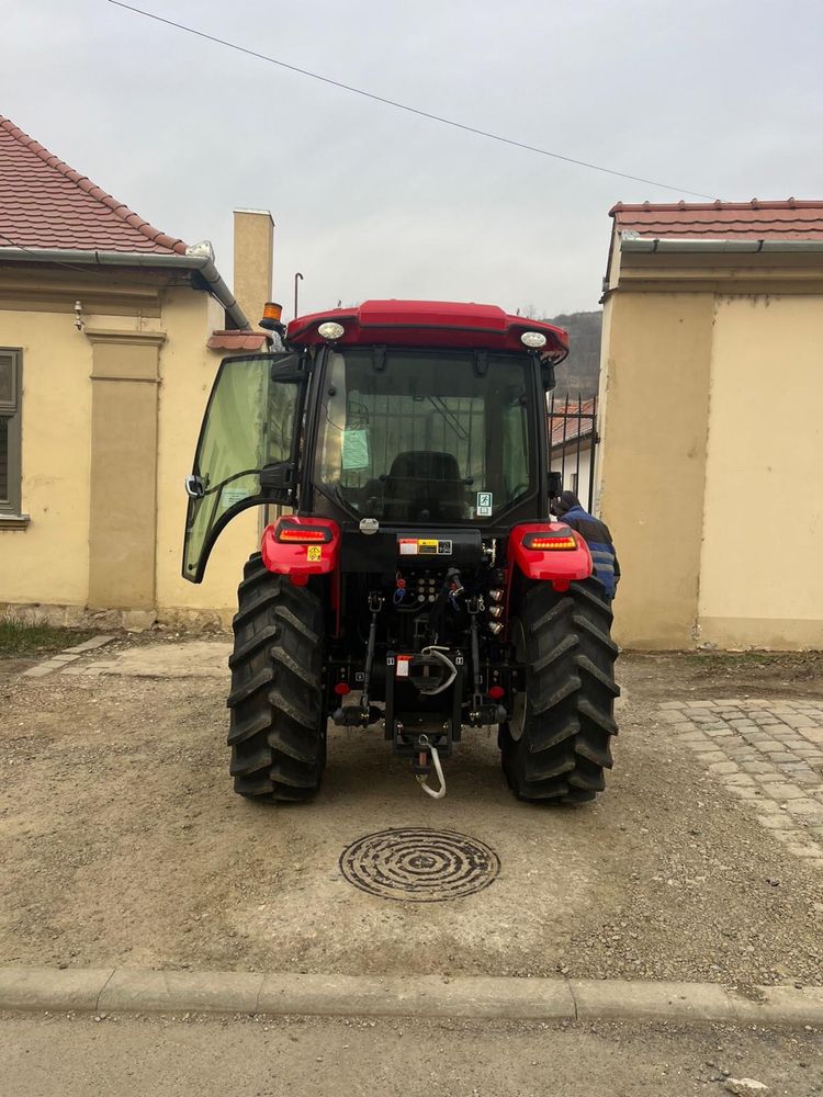 Tractor YTO 70 Cp cu cabina AC