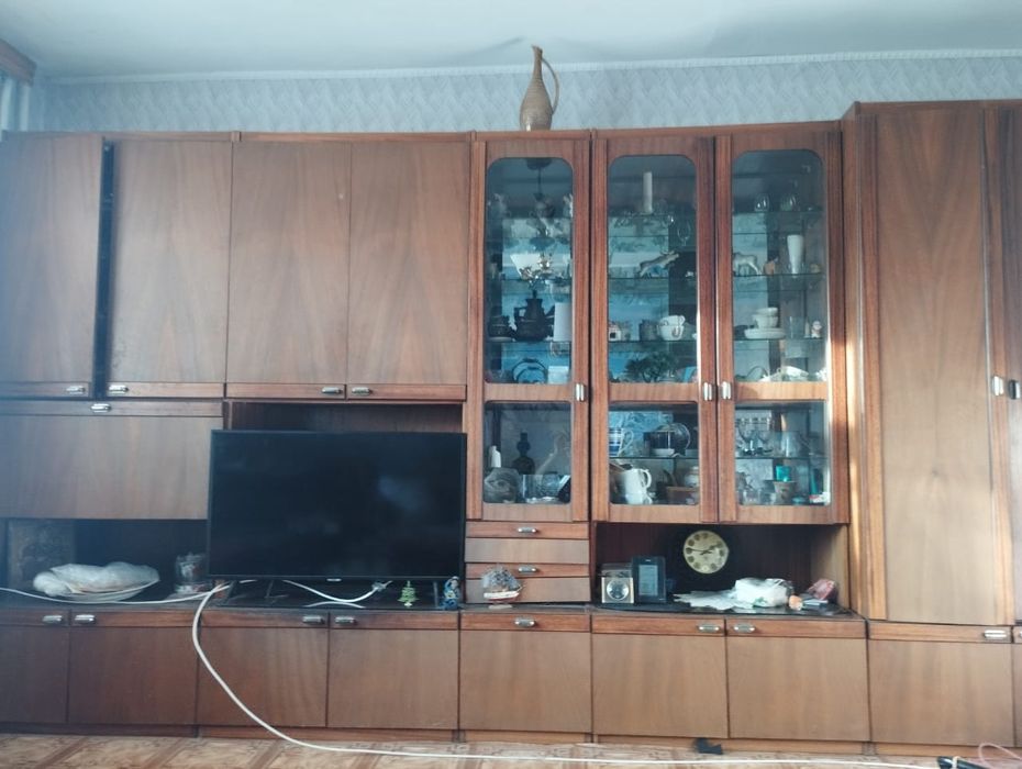 Продам стенку для зала