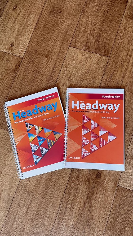 New Headway Pre-Intermediate (4 издание) в отличном состоянии