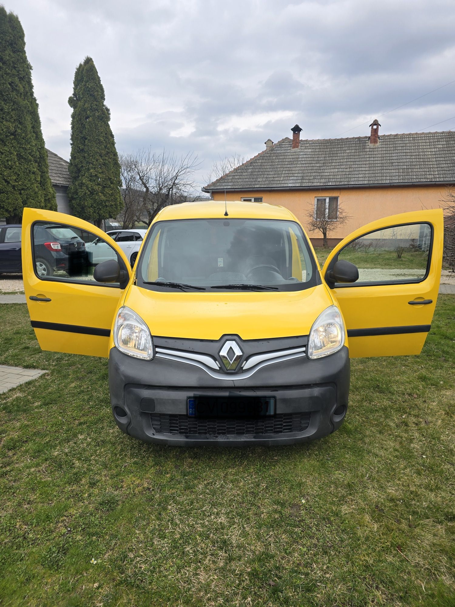 Renault Kangoo Express Maxi 1.5 dci 90 Cp