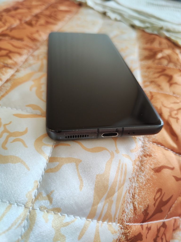 Xiaomi 12 display