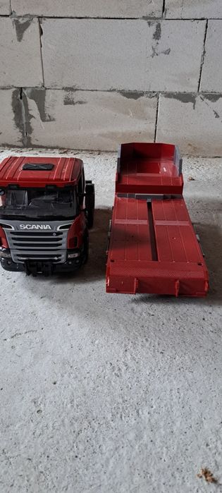 Camion man trailer de  jucărie dimensiune de 87 cm pe 21cm