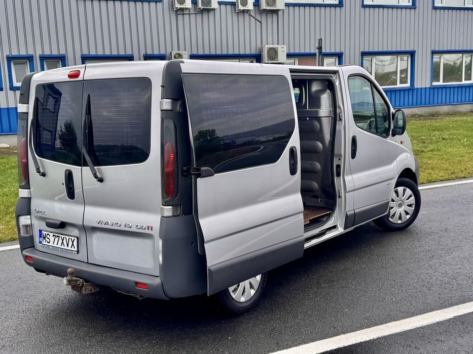 Opel Vivaro *1.9CDTI*AerConditionat*Autoutilitara
