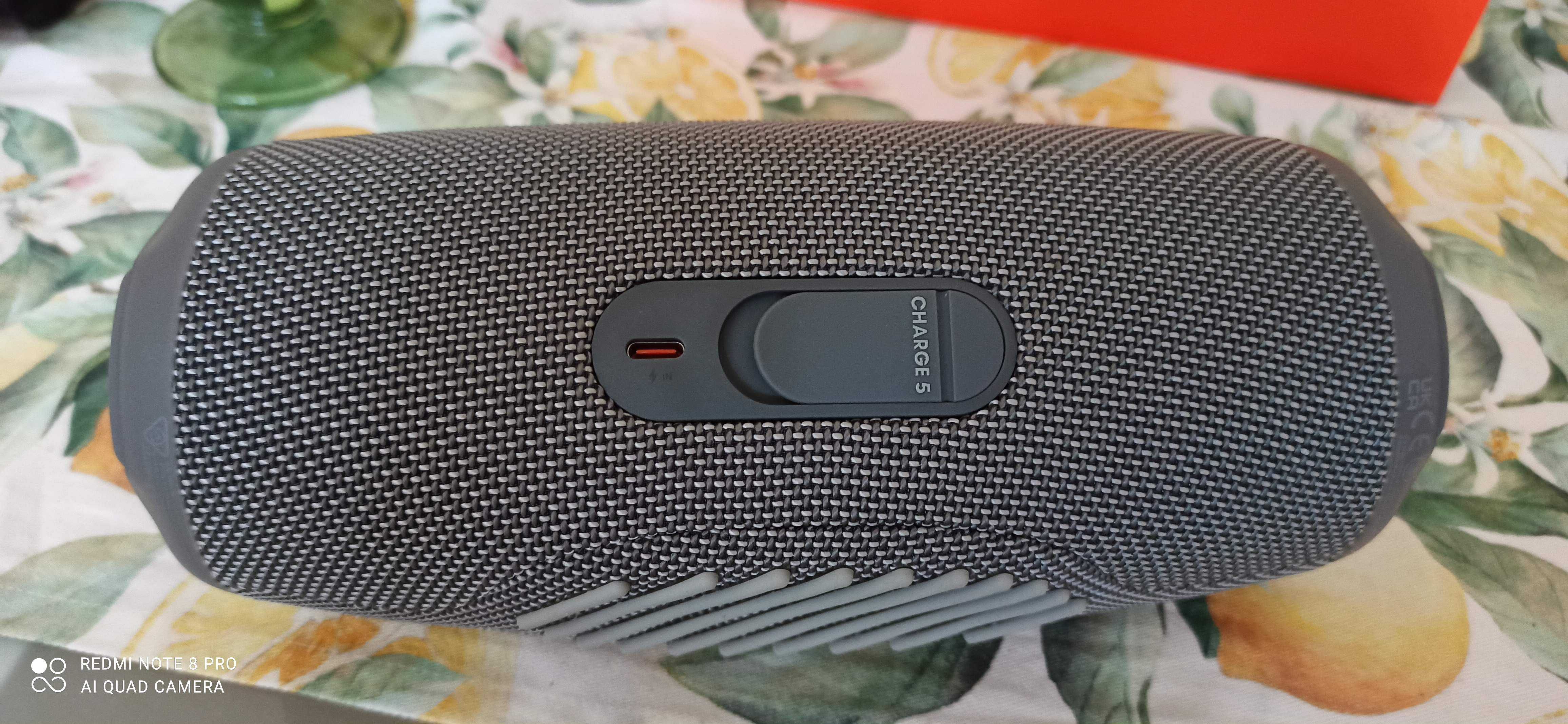 Тонколона JBL Charge 5
