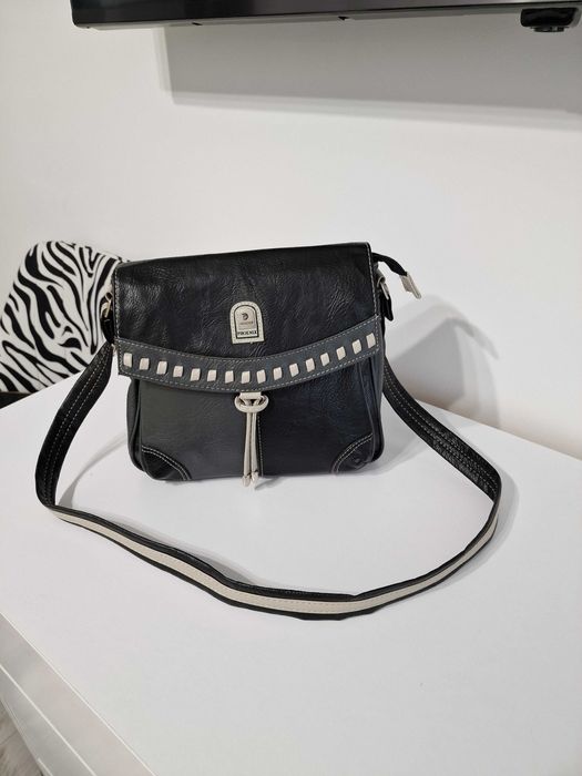 Genți din piele noi