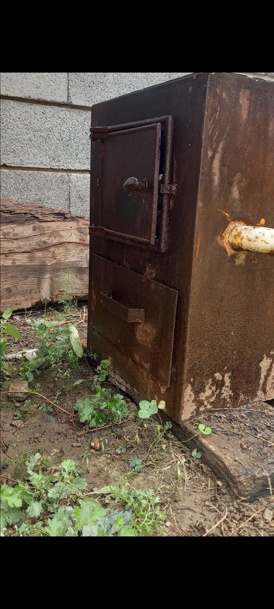 Печька на твердом топливе находится на мкр алгабас
