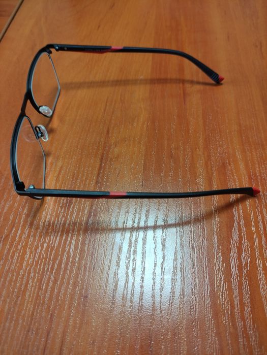 Очила с малък диоптър