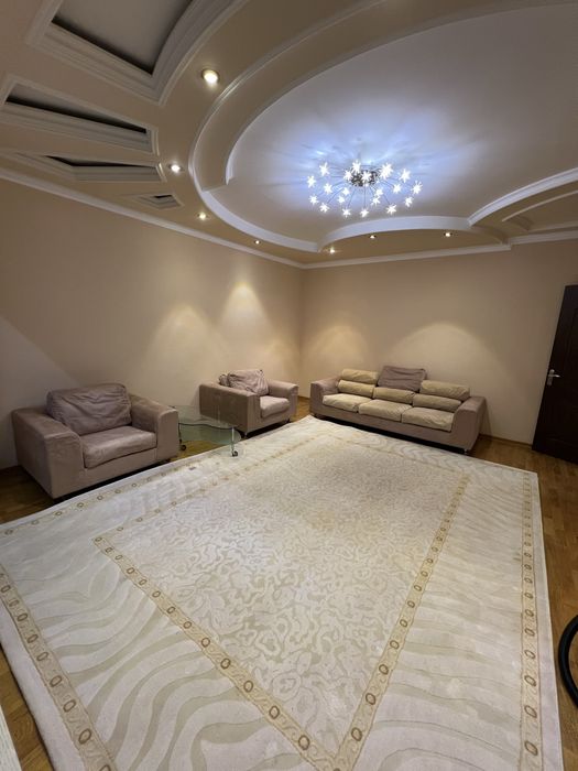 Аренда метро Ойбек Гарант Банк