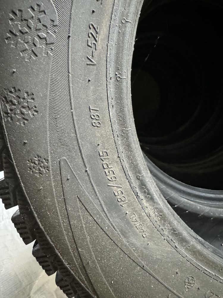 Шины зимние p15 185/65 новые