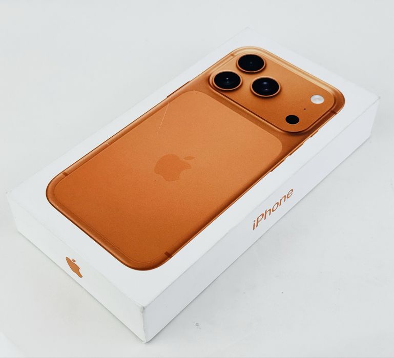 НАЛИЧЕН! Apple iPhone 17 Pro 1TB Cosmic Orange Гарания!