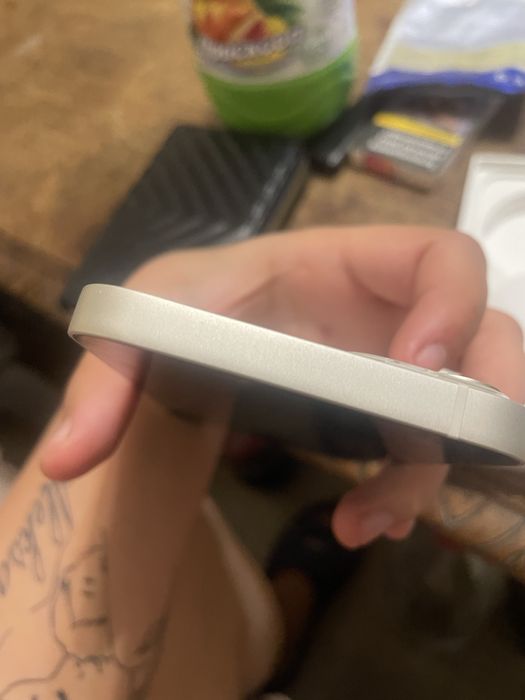 iPhone 13 с гаранция 2 години