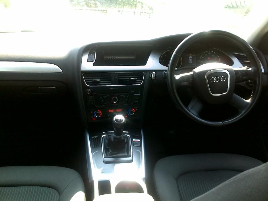 AUDI A4 2.0tdi B8 143k.c