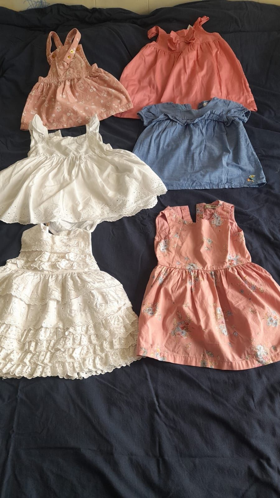 Lot rochițe cu dantela crosetata pt 6 luni, diverse modele și culori