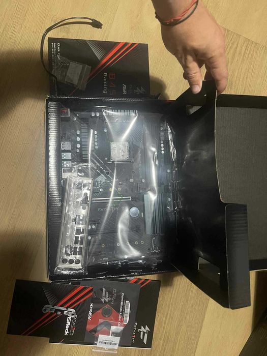 Asrock B450 Gaming K4 – ATX дъно, AM4 сокет, отлично състояние