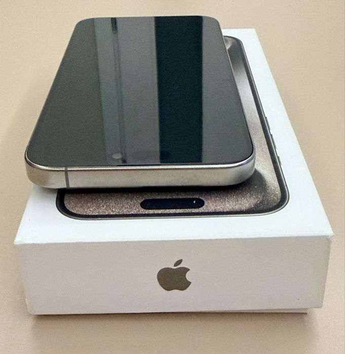 iPhone 15 Pro Max, Natural Titanium, 256GB