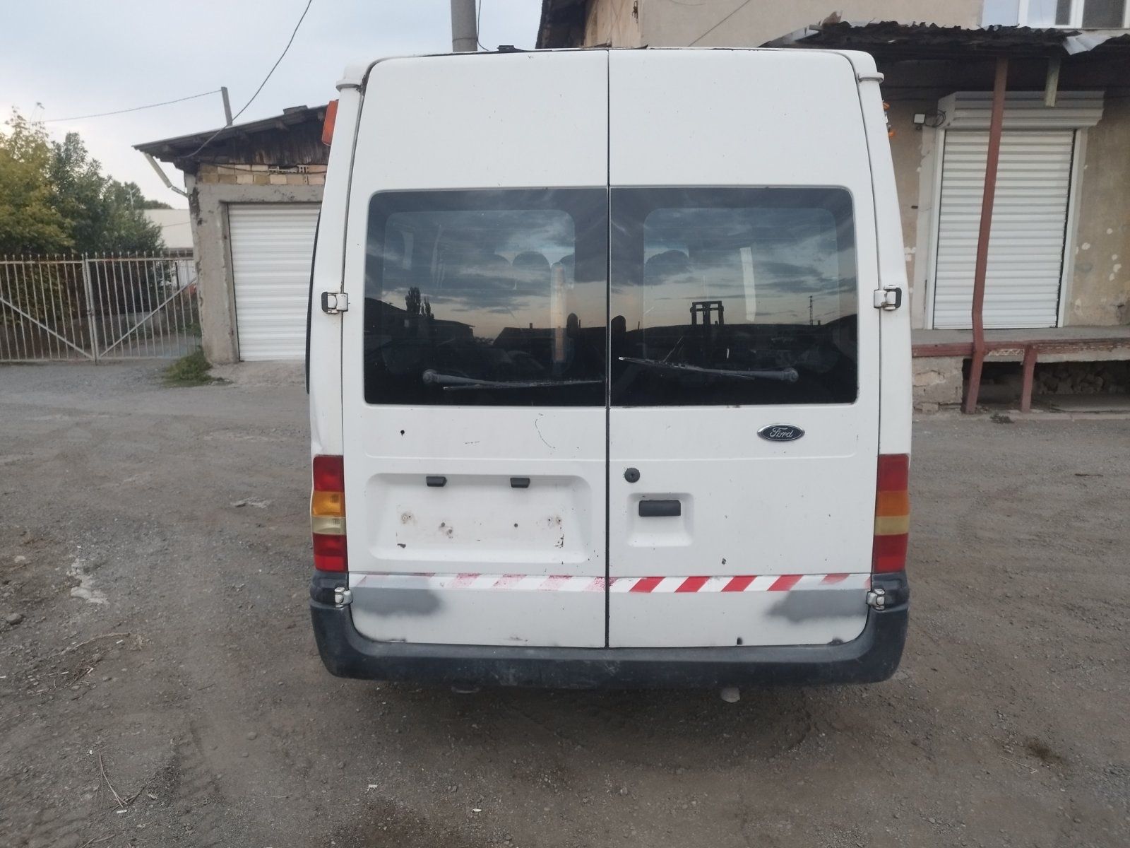 Ford Transit 2.4