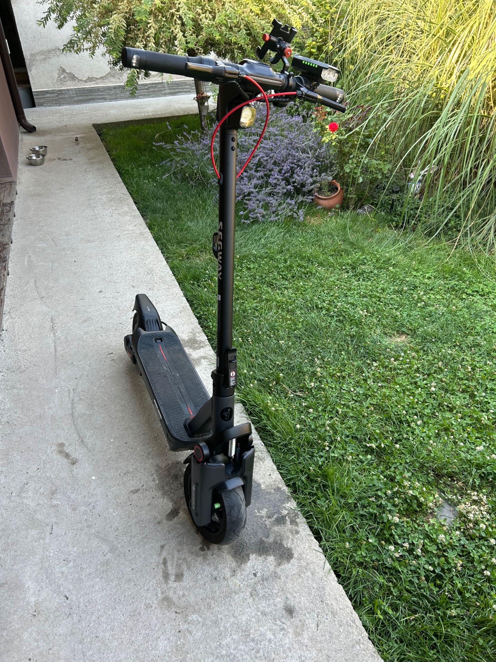 Тротинетка Segway G3, ninebot MAX3