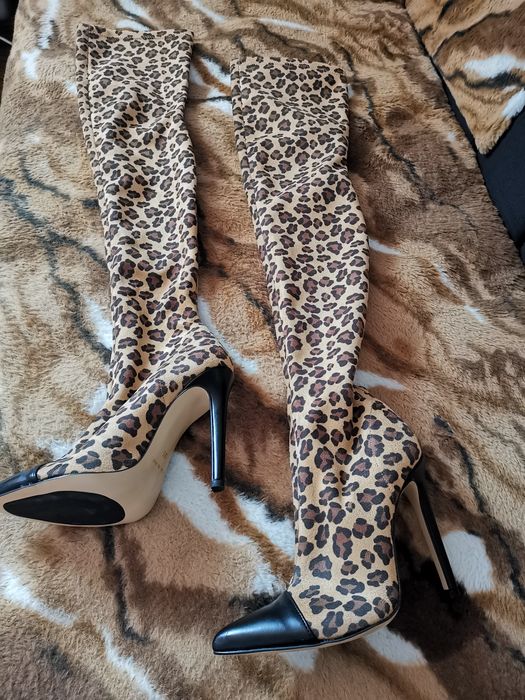 Cizme, pantofi și saboți