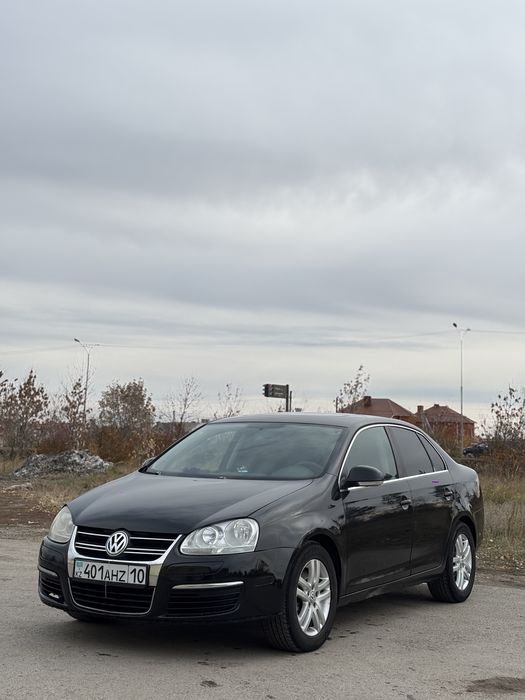 Волфсфаген жетта 5