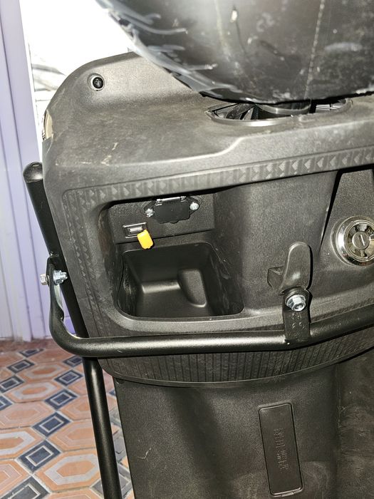 Skuter elektronni wasat sport 20km yurgan arzon narxda