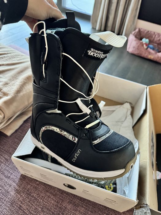 Vând Boots Burton snowboard