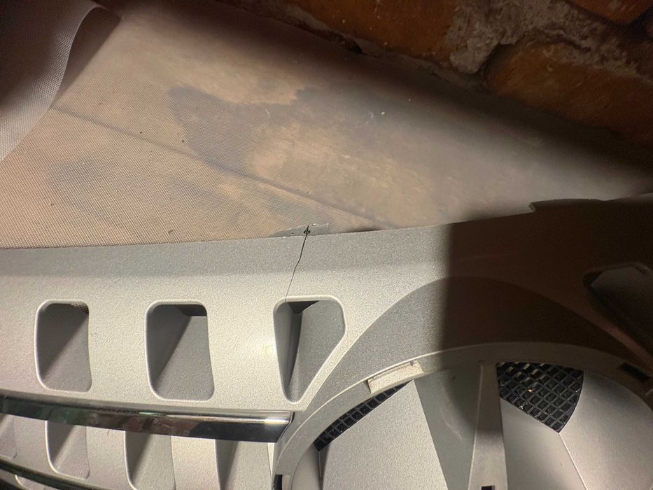 Челна Решетка МЛ 164 преди фейс лифт