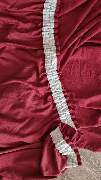 Vand 2 draperii vișinii 185 lungime/200 inaltime