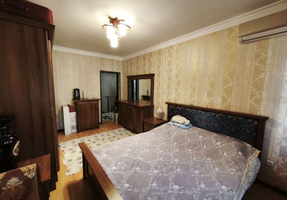 Продается двух уровневый Дом (Ориентир метро Дустлик)