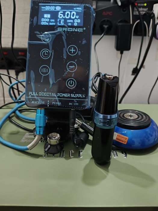 Aparat de Tatuat Tattoo Tatuaje Bronc V7/ Sursa Bronc/Pedala