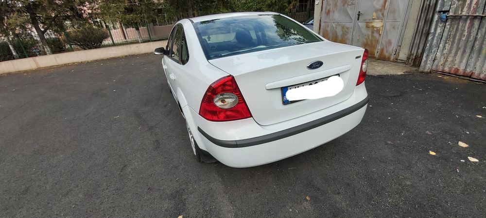 Vând Ford focus 2