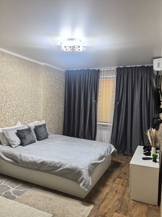 Сдам 1.5  по суточно в районе Ивушки