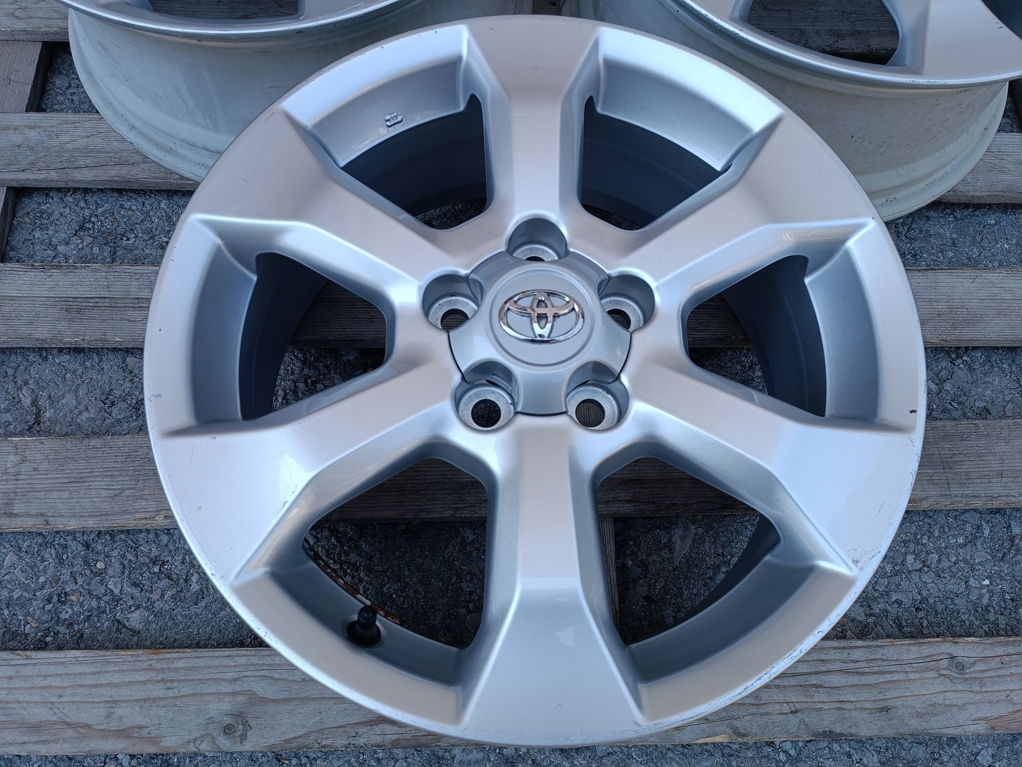 3бр лети джанти 17ки 5х114.3 Toyota