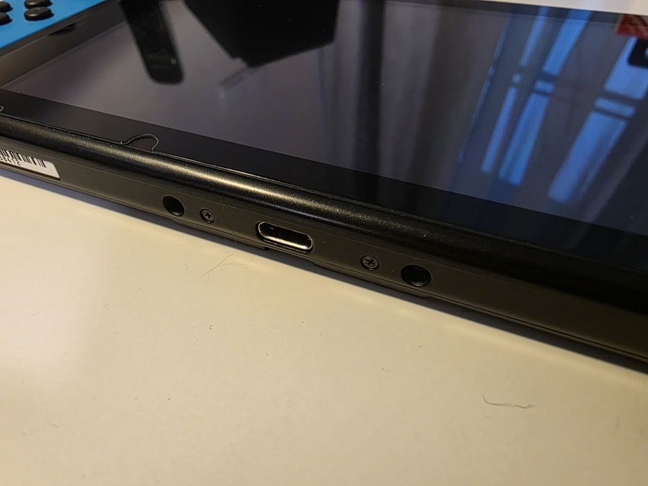 Consola Nintendo Switch full + accesorii extra, geanta, stand etc.