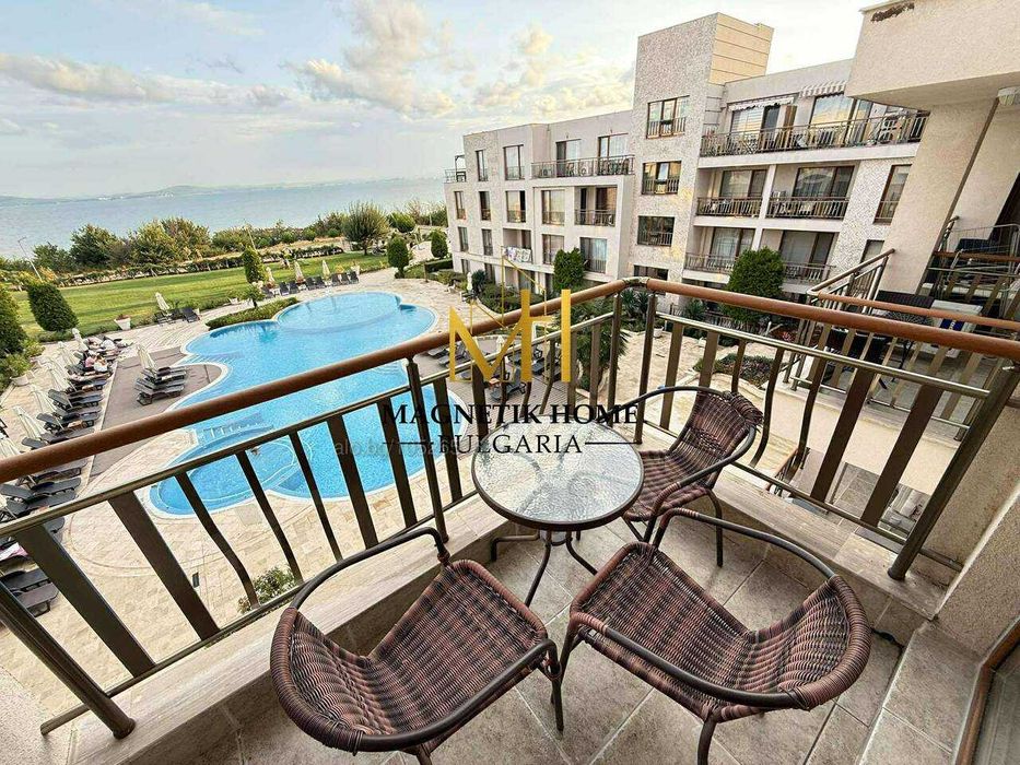 Двустаен апартамент с ПАРКОМЯСТО в ”Diamond Beach” в ж.к. Сарафово