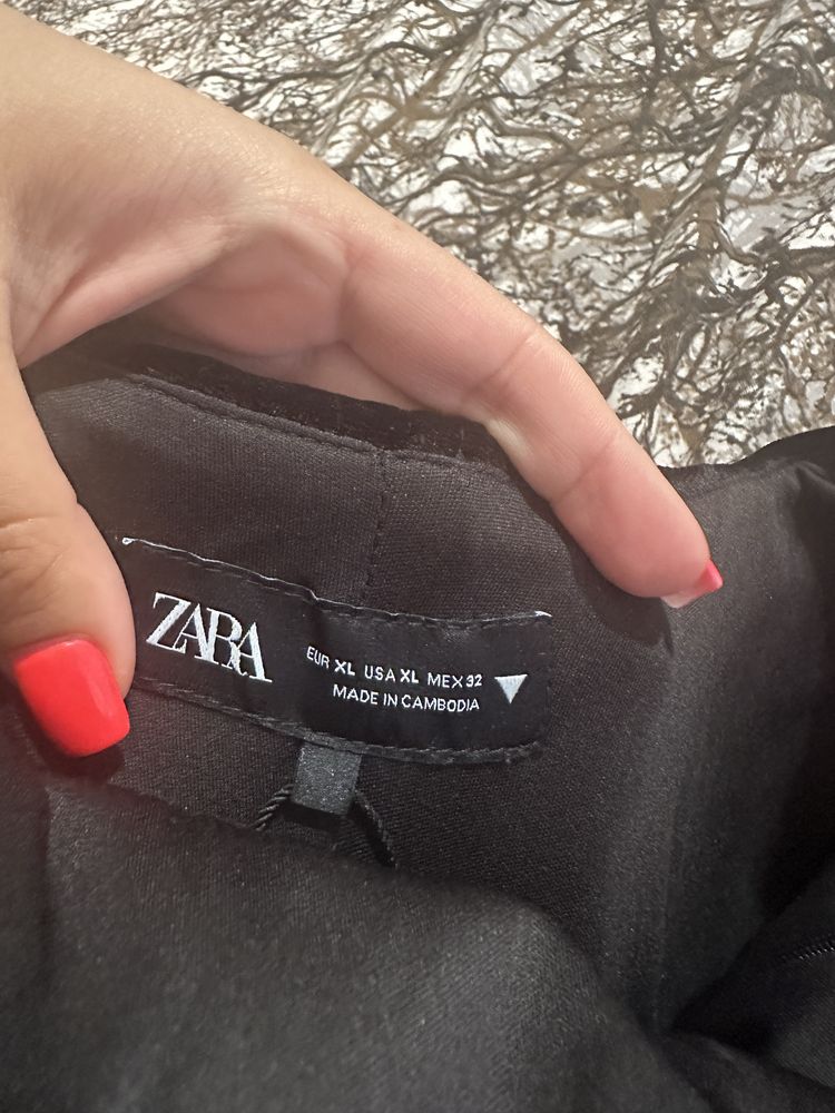 Къса рокля с корсет ZARA