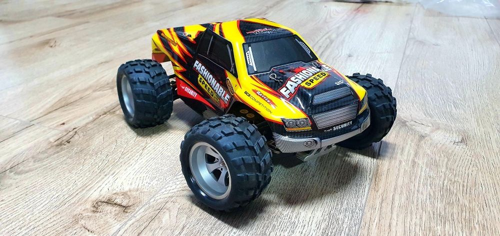Automodel 2s 1/18 50km/h wltoys a979

Nu are incărcător !

Nu are bate