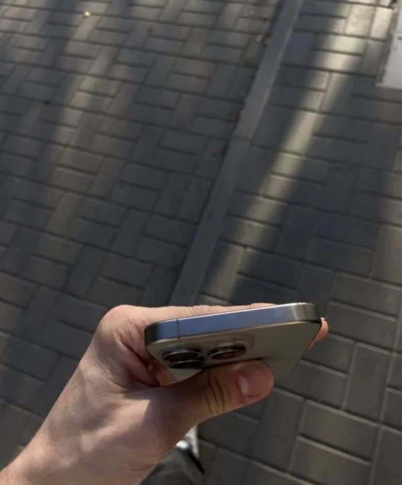 Iphone 15 pro.