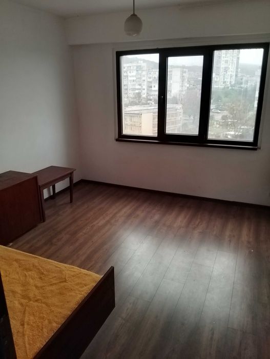Продава се Тристаен апартамент в Варна, Възраждане 1 - 85 кв.м за 900 €/кв.м - Снимка #3