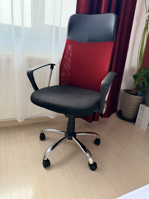 Vand scaun de birou ergonomic stare excelenta
