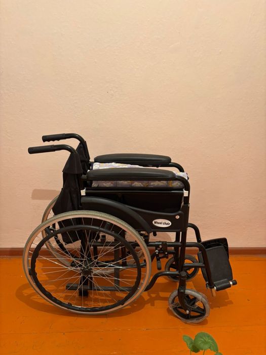 Инвалидное кресло