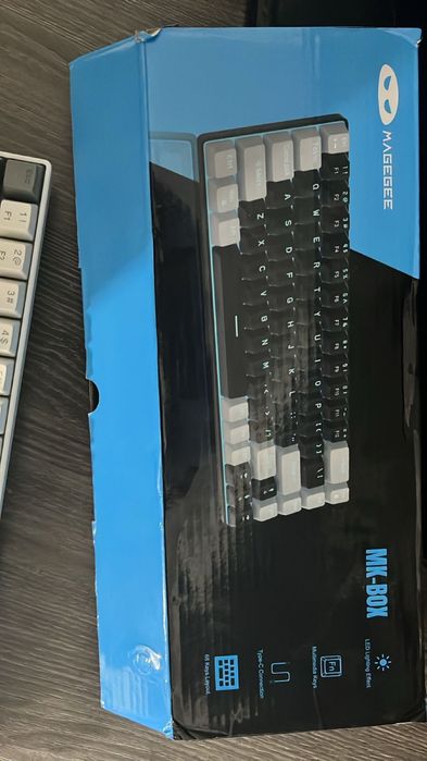 Продам игровую клавиатуру