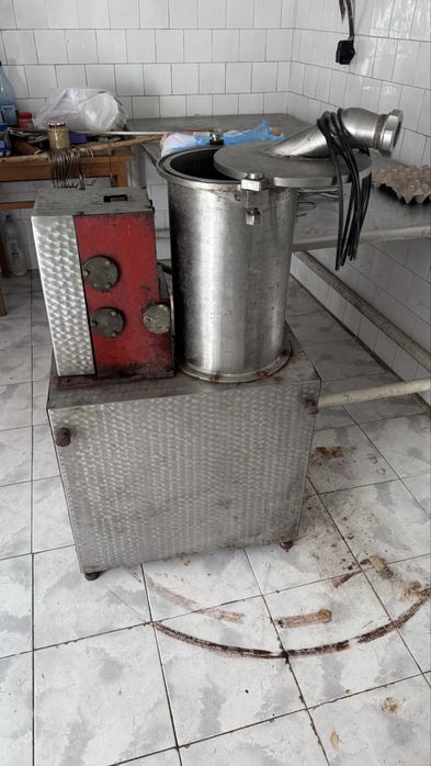 De vanzare utilaje pentru industria cărnii