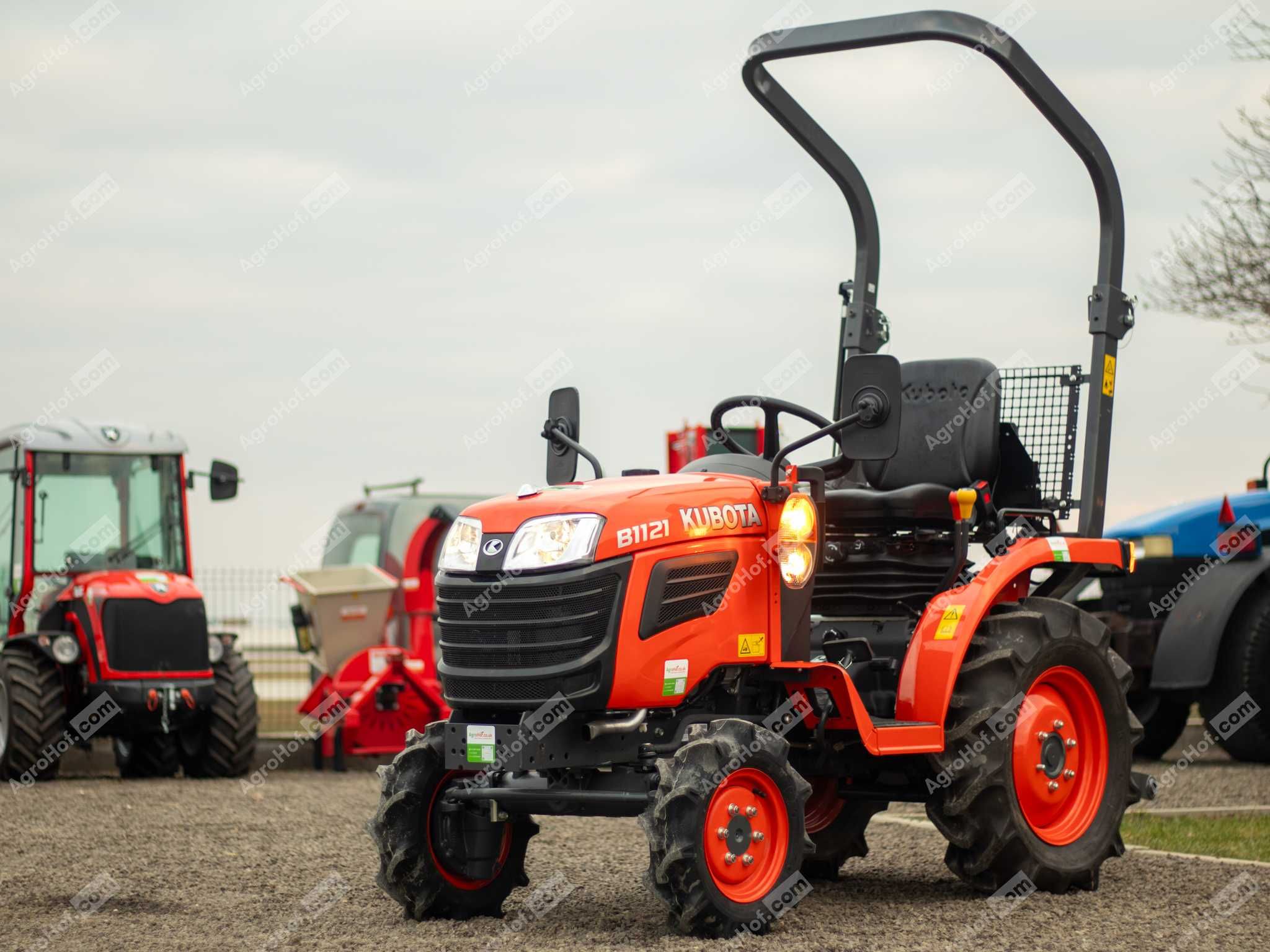 Kubota B1121 - Tractor nou