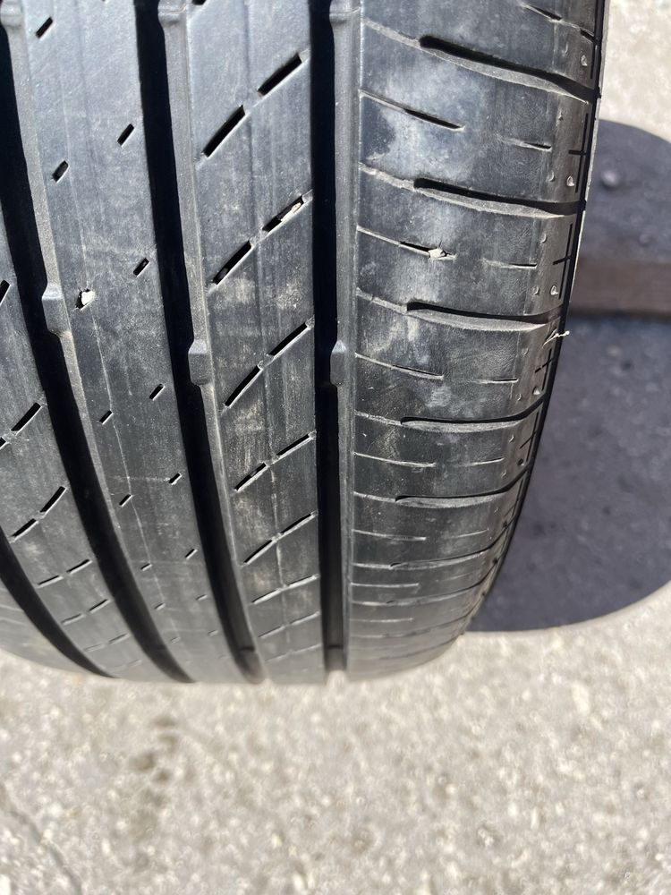 2 бр. летни гуми 215/50/17 Bridgestone DOT 0818 5,5 mm