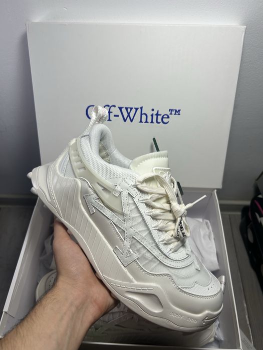 Adidasi Off White Odsy
